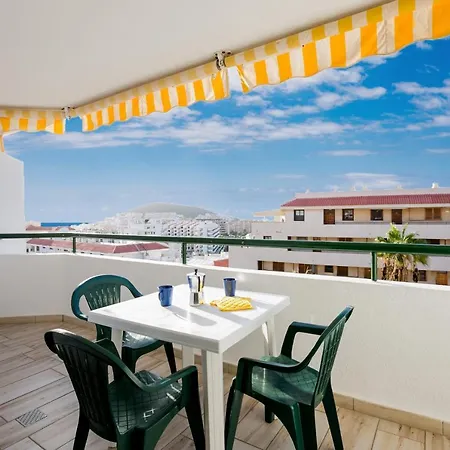 דירה 603c Beautiful Apartment, 6th Floor, Wifi